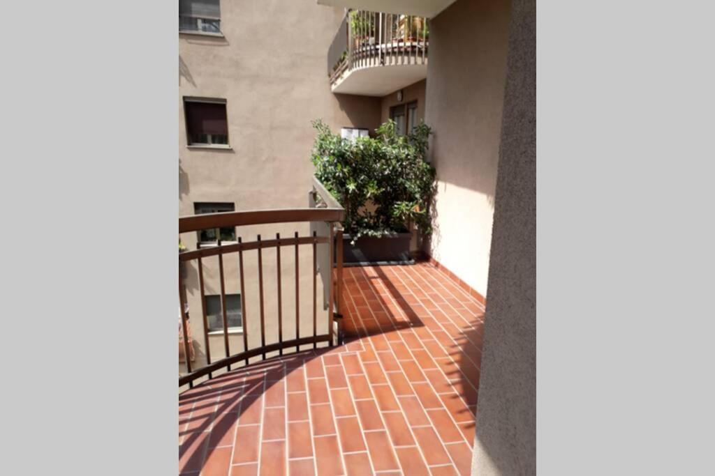 Lario Promenade: Family Friendly Apartment In Como Luaran gambar