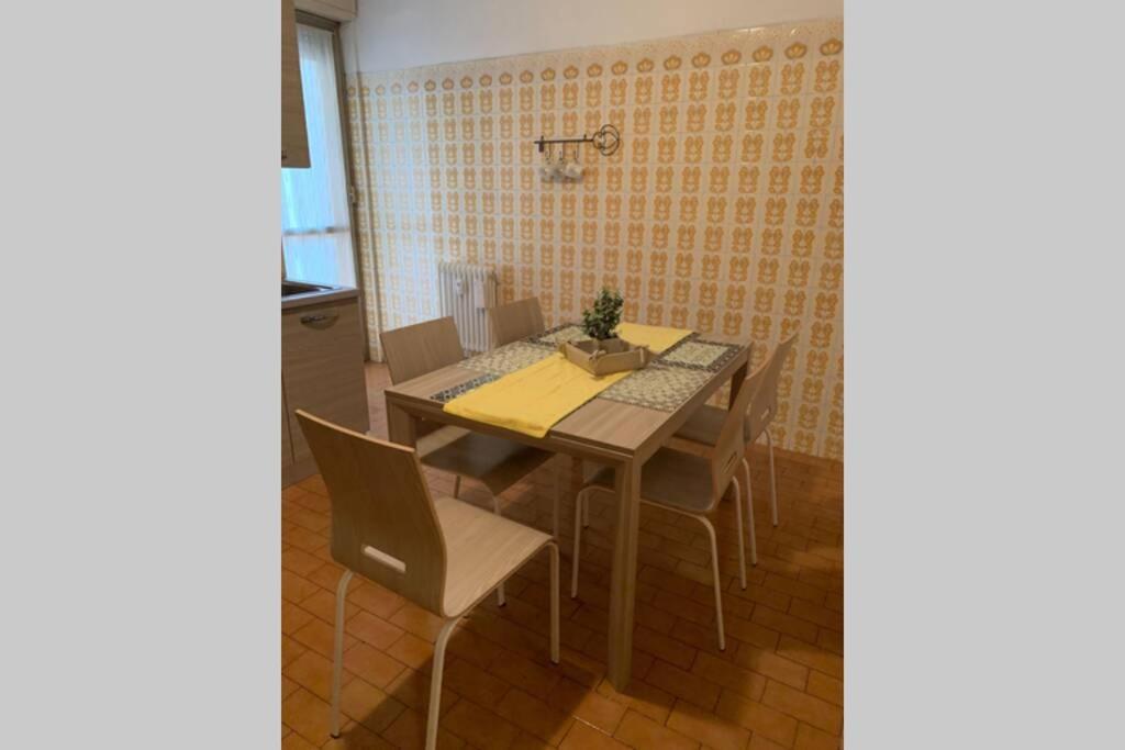 Lario Promenade: Family Friendly Apartment In Como Luaran gambar