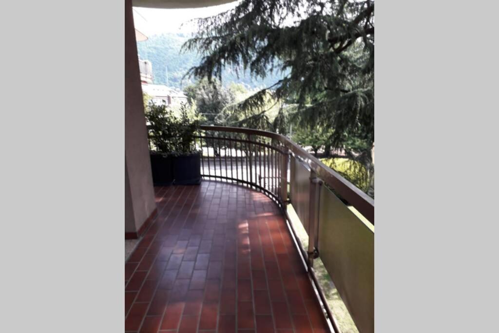 Lario Promenade: Family Friendly Apartment In Como Luaran gambar