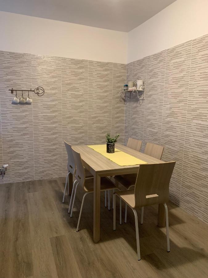 Lario Promenade: Family Friendly Apartment In Como Luaran gambar