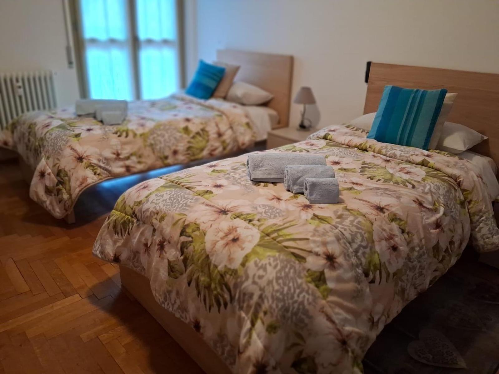 Lario Promenade: Family Friendly Apartment In Como Luaran gambar
