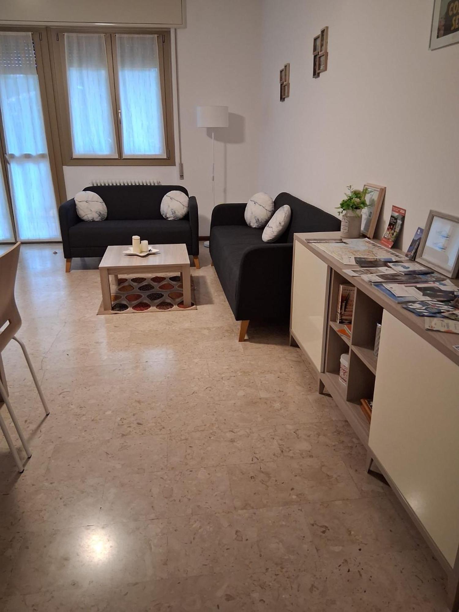 Lario Promenade: Family Friendly Apartment In Como Luaran gambar