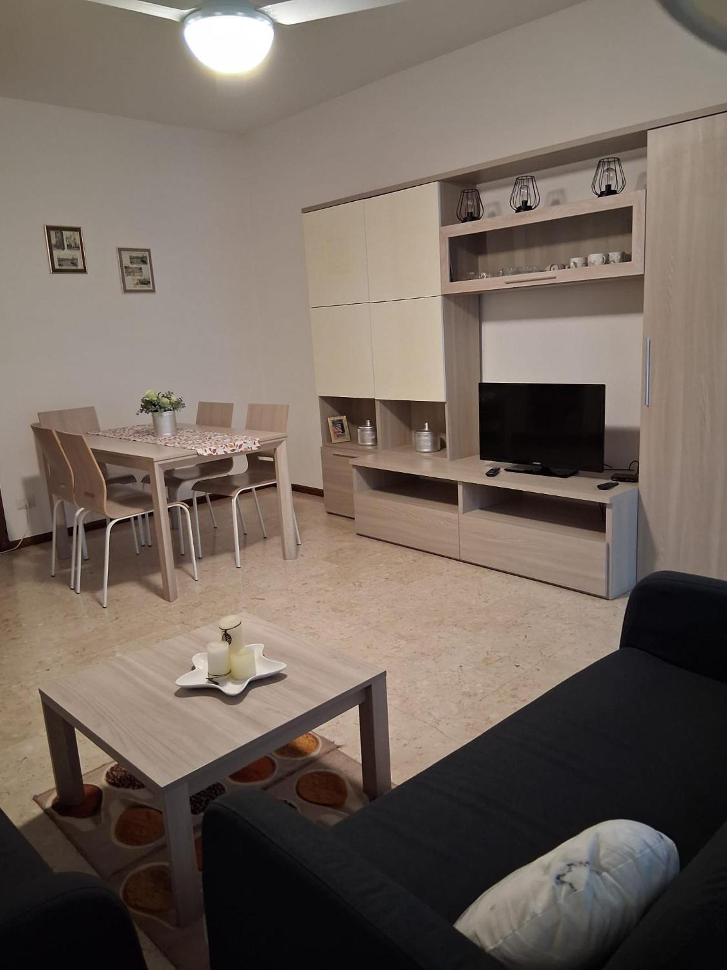 Lario Promenade: Family Friendly Apartment In Como Luaran gambar